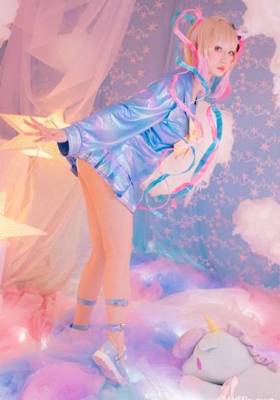 娇妻蒙着眼睛被按摩师3p